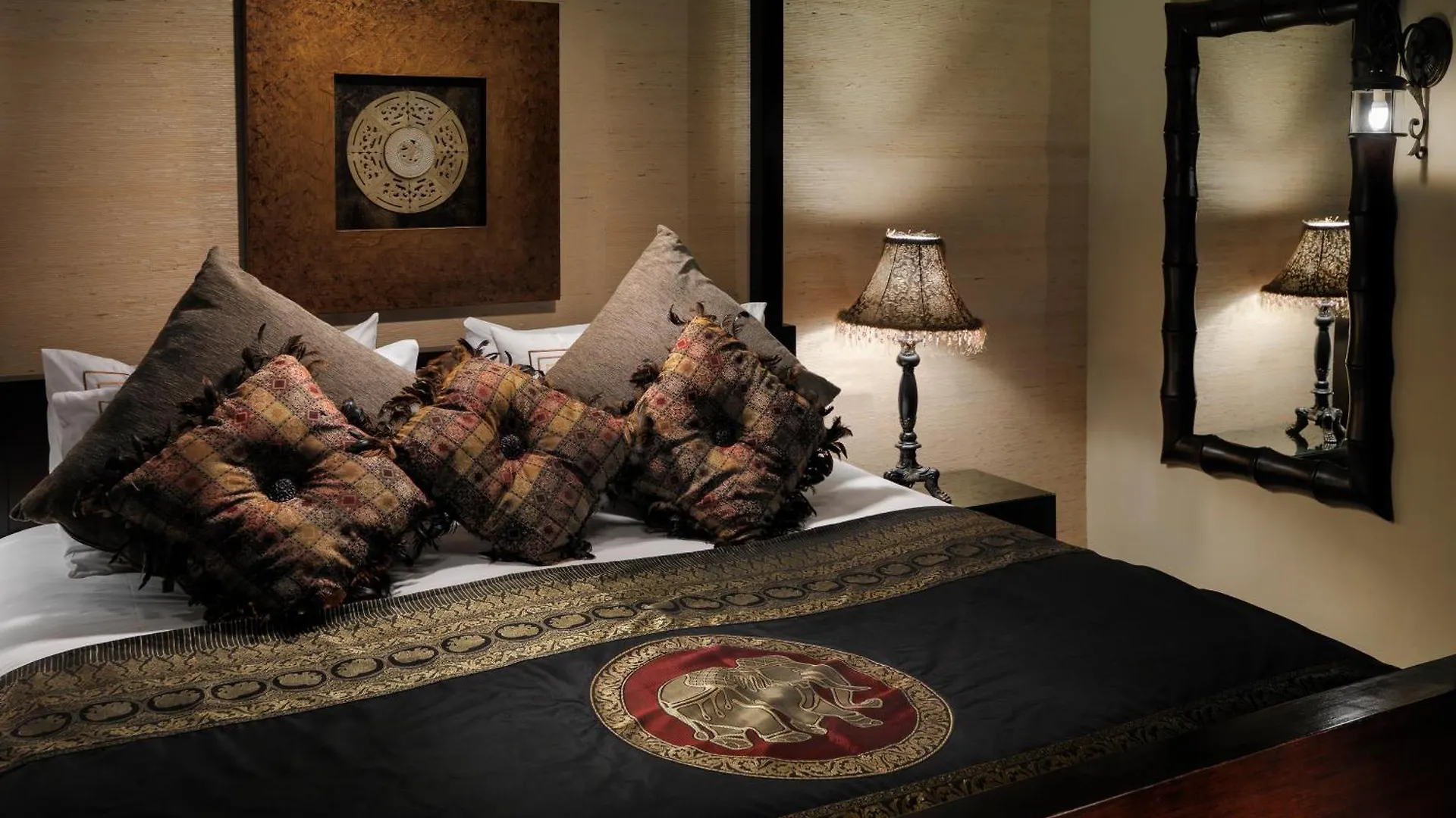 Royal Garden Villas, Luxury Hotel 아데제